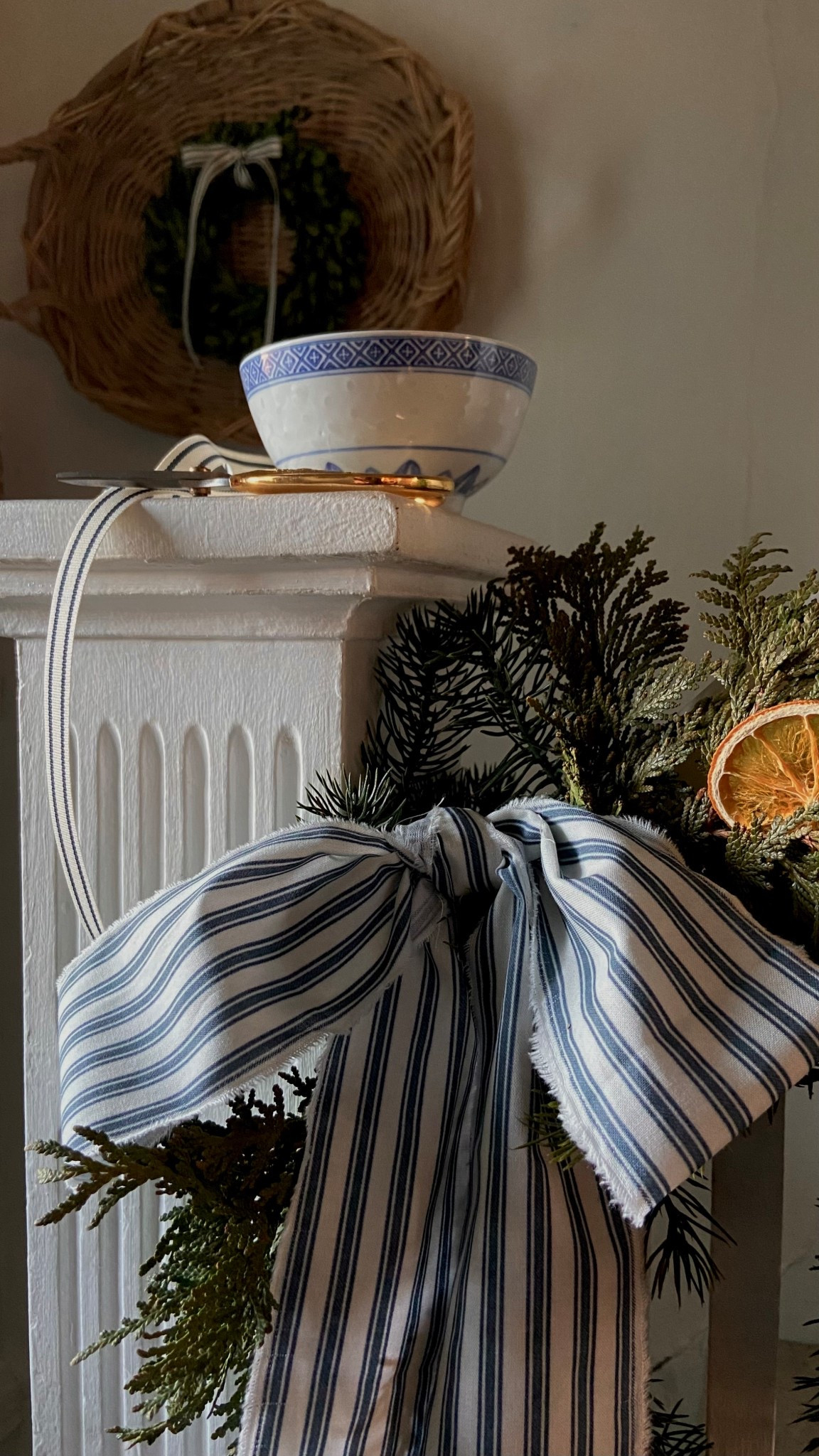 Sneak peek of my stair railing garland! Love how this space is coming together for Christmas!

#LTKHoliday #LTKHome #LTKSeasonal