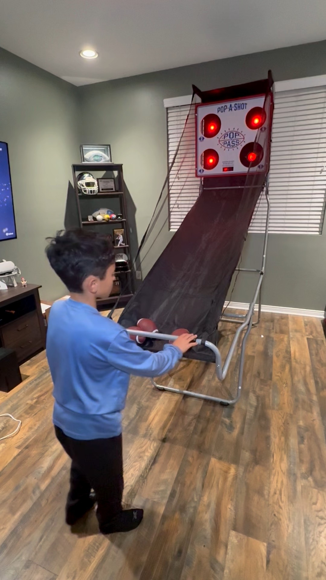 Pop-A-shot perfect for my football obsessed kids. 


#LTKHoliday #LTKKids #LTKGiftGuide