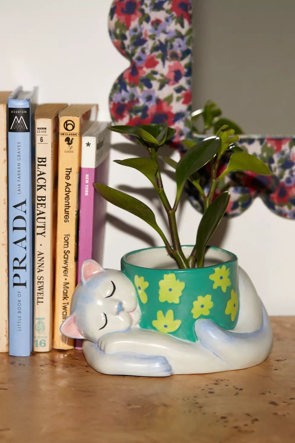 Cat Nap Planter | Urban Outfitters (US and RoW)