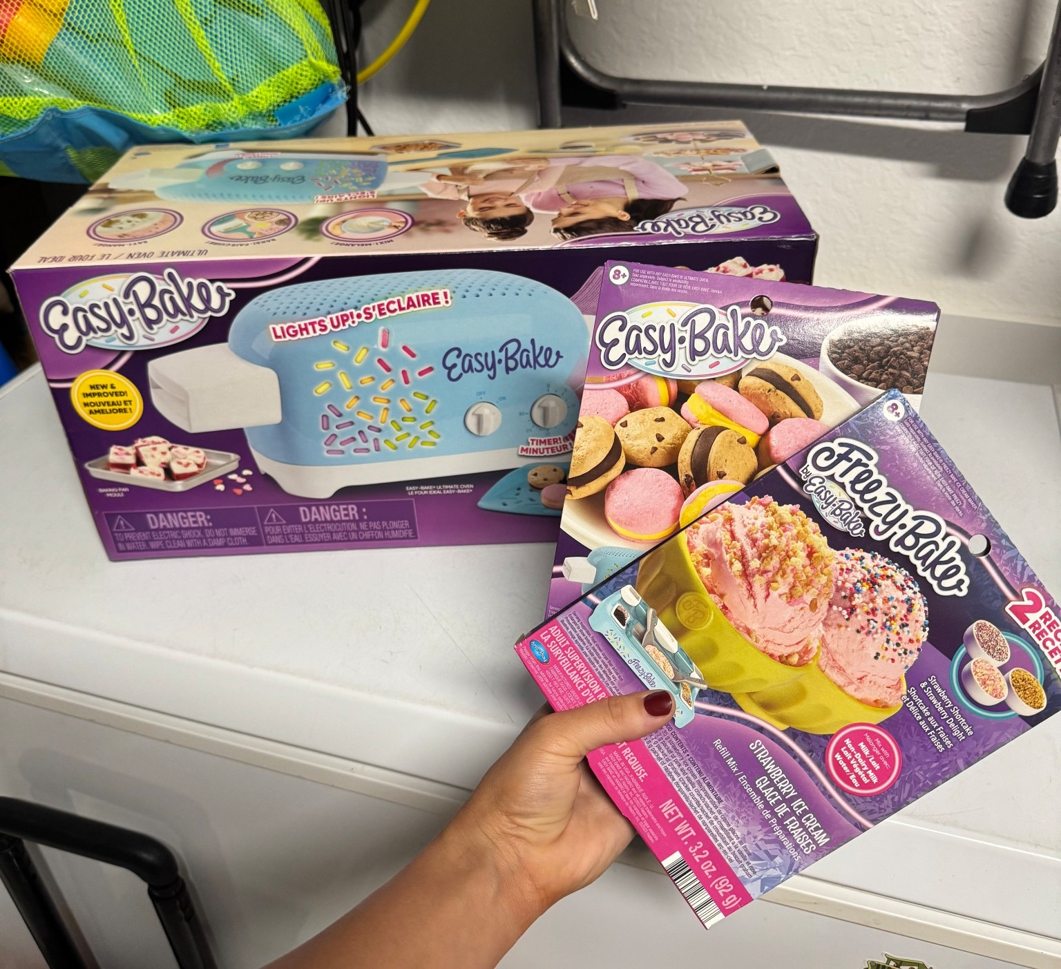 Say no more! Easy bake oven is back and improved! Linked some gift ideas I have going for Claira who’s 5!

#LTKKids #LTKFindsUnder100 #LTKSeasonal