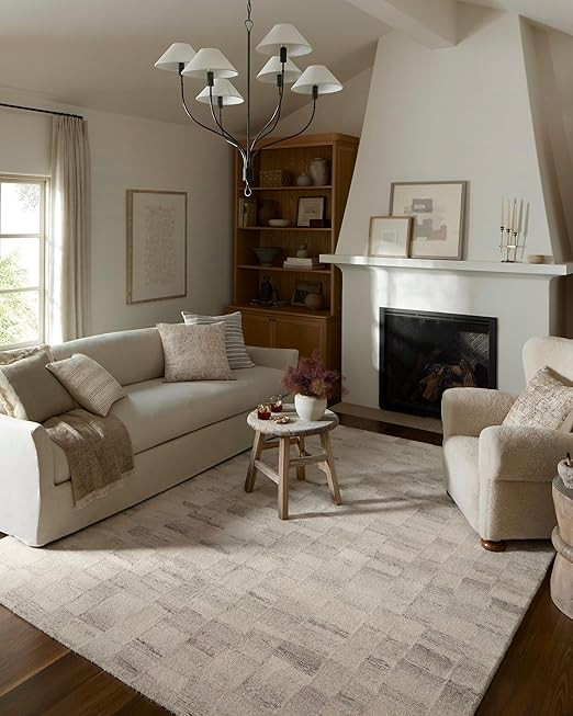 Loloi Amber Lewis Rocky Collection ROC-01 Ivory/Silver, 5'-0" x 7'-6", Area Rug | Amazon (US)