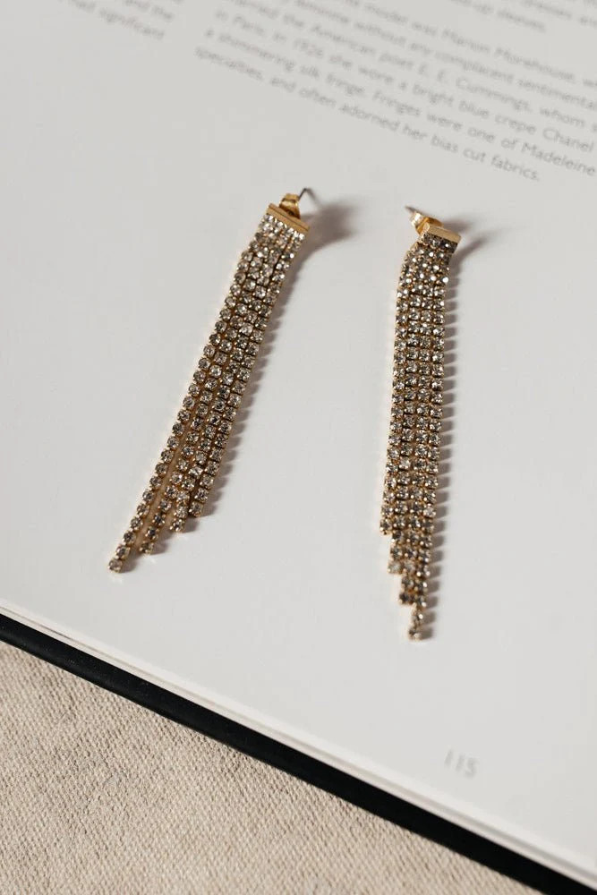 Aniyah Dangle Earrings - böhme | Böhme US