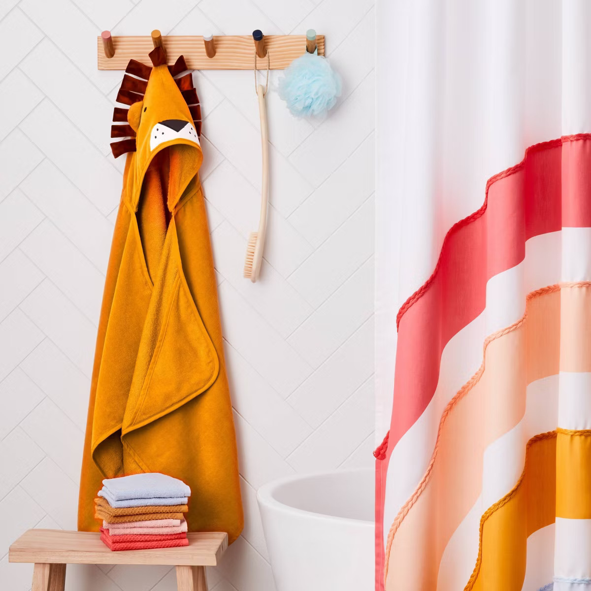 25"x50" Lion Kids' Hooded Towel - Pillowfort™ | Target