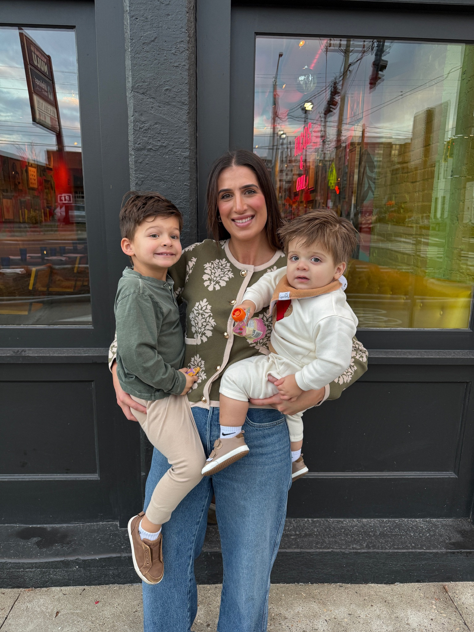 Family outing for brunch!!

tts: m, jeans size down 1!

brunch, brunch outfit, boy mom, goy clothing, matching clothing, matching family clothing, brunch outfit inspo, mom style, spring, winter spring transitional outfit, Grace White 

 

#LTKmomlife #LTKSeasonal #LTKKids