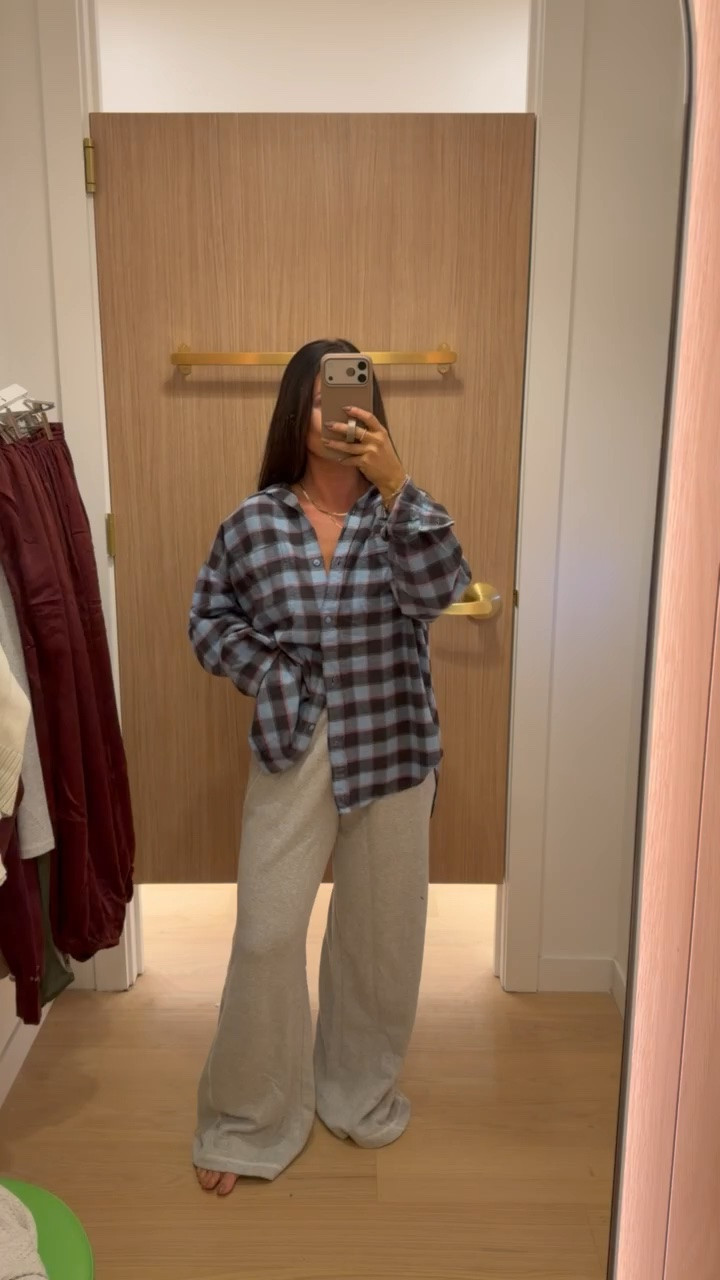Berry flannel for fall 🫐🥧

#LTKootd #LTKgrwm #LTKSeasonal