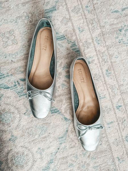 Obsessed with my new silver flats 🩶🩶 #silvershoes #balletflats #schutz 

#LTKshoecrush #LTKfindsunder100