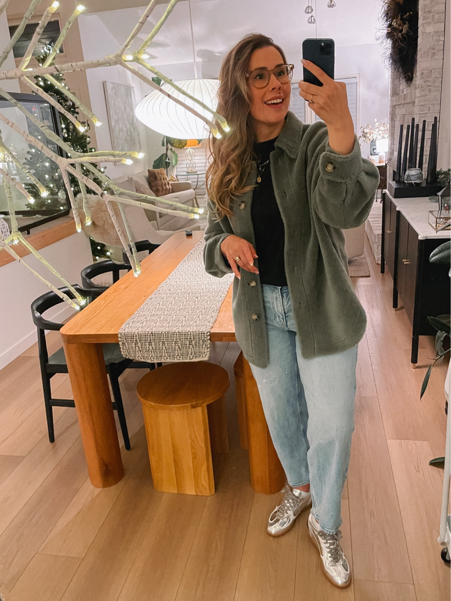 Casual comfort in the best barrel leg jeans and silver sneakers!

#LTKcanada #LTKstyletip