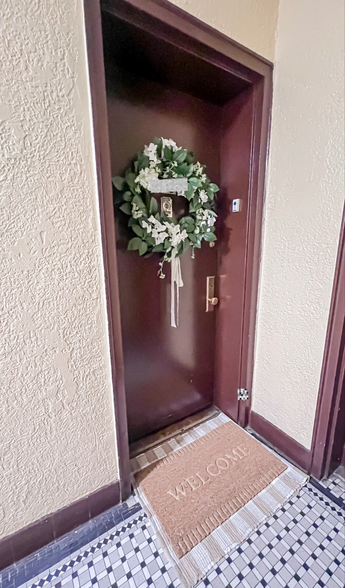 My front door got some spring touches 💐 

#LTKHome #LTKSpringSale