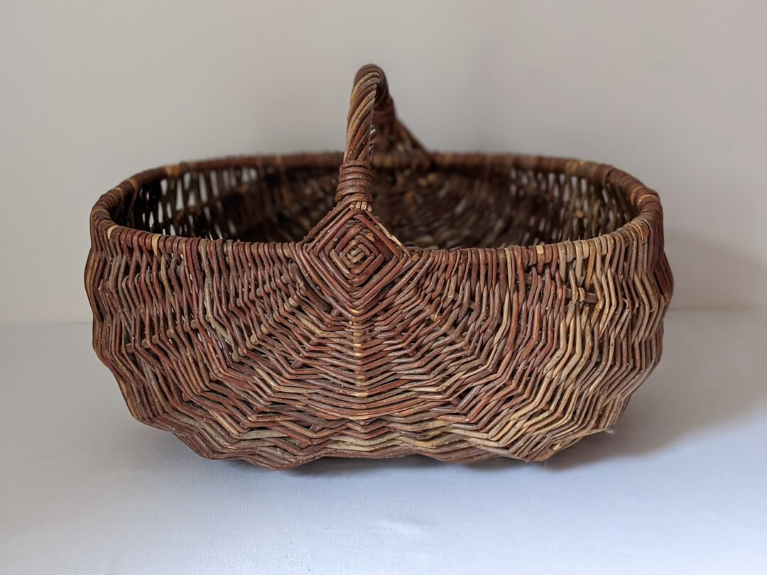 Large Vintage Rustic Hand Woven Willow Gathering Basket/market Basket/ Gardening Trug/foraging Ba... | Etsy (US)