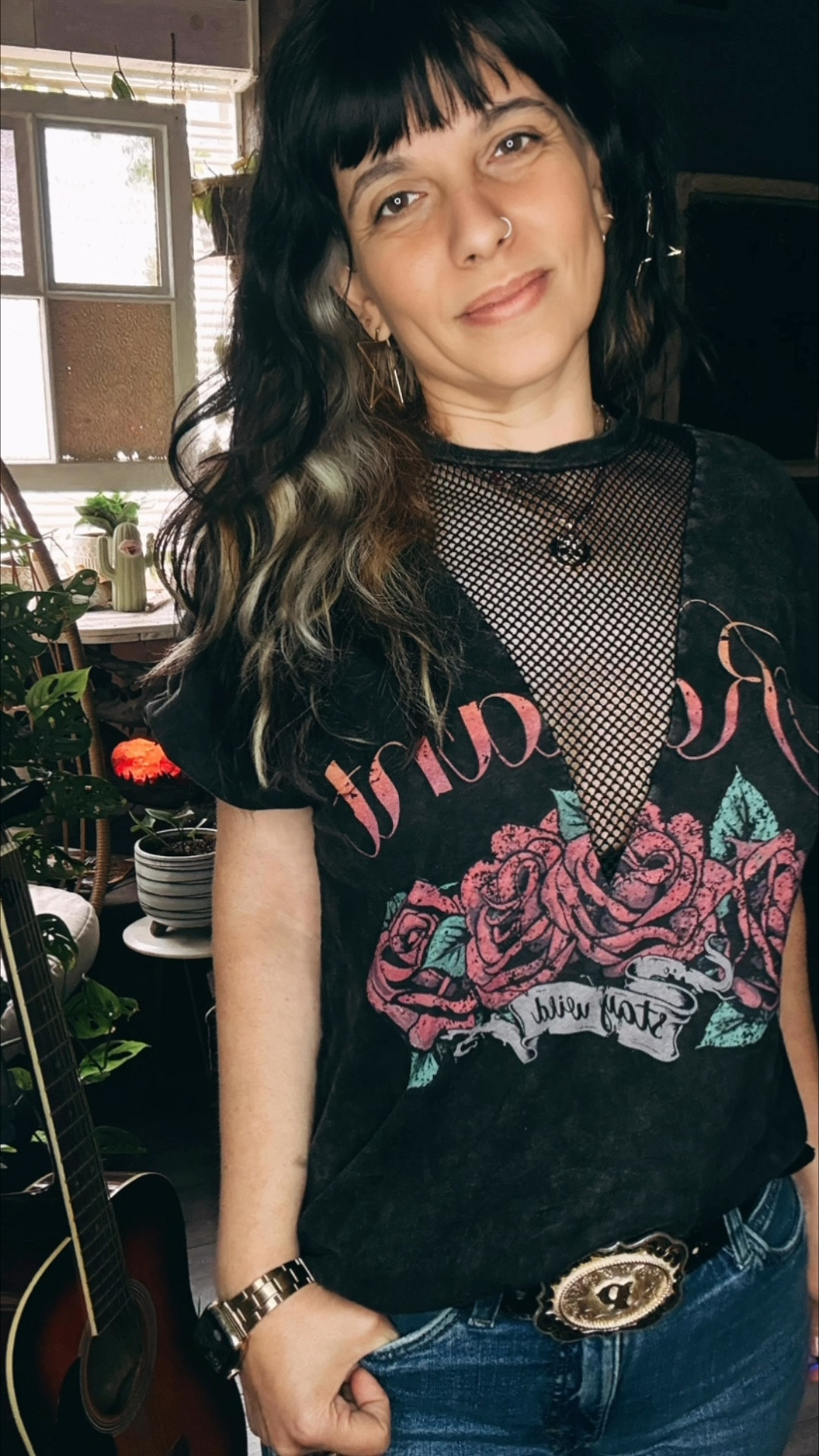 A little bit country, a little bit rock ‘n’ roll 🎸🤠 Vintage tee, lived-in @wrangler denim, my trusty @ariatinternational boots, and that extra edge thanks to @thepirateandthegypsyjewelry 💍✨ Who says everyday can’t be a whole look? Just add a little attitude and some fringe-worthy sparkle. 😘💫

#WesternWithAnEdge #VintageVibesOnly #JewelryGameStrong #BootsAndAttitude #WranglerWoman

#LTKsale #LTKcanada #LTKfestival