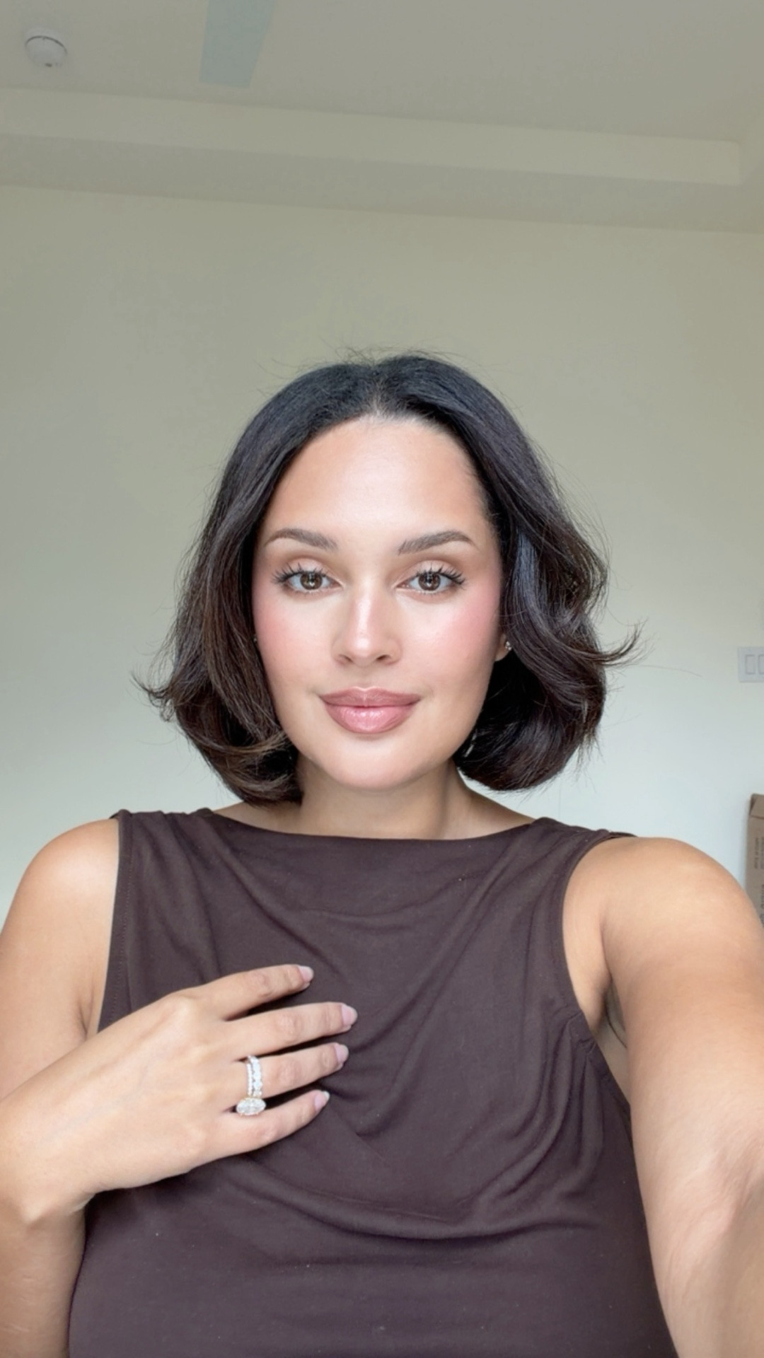 90’s lip combo…so in love with this lip liner and gloss lately.

#LTKBeauty #LTKgrwm