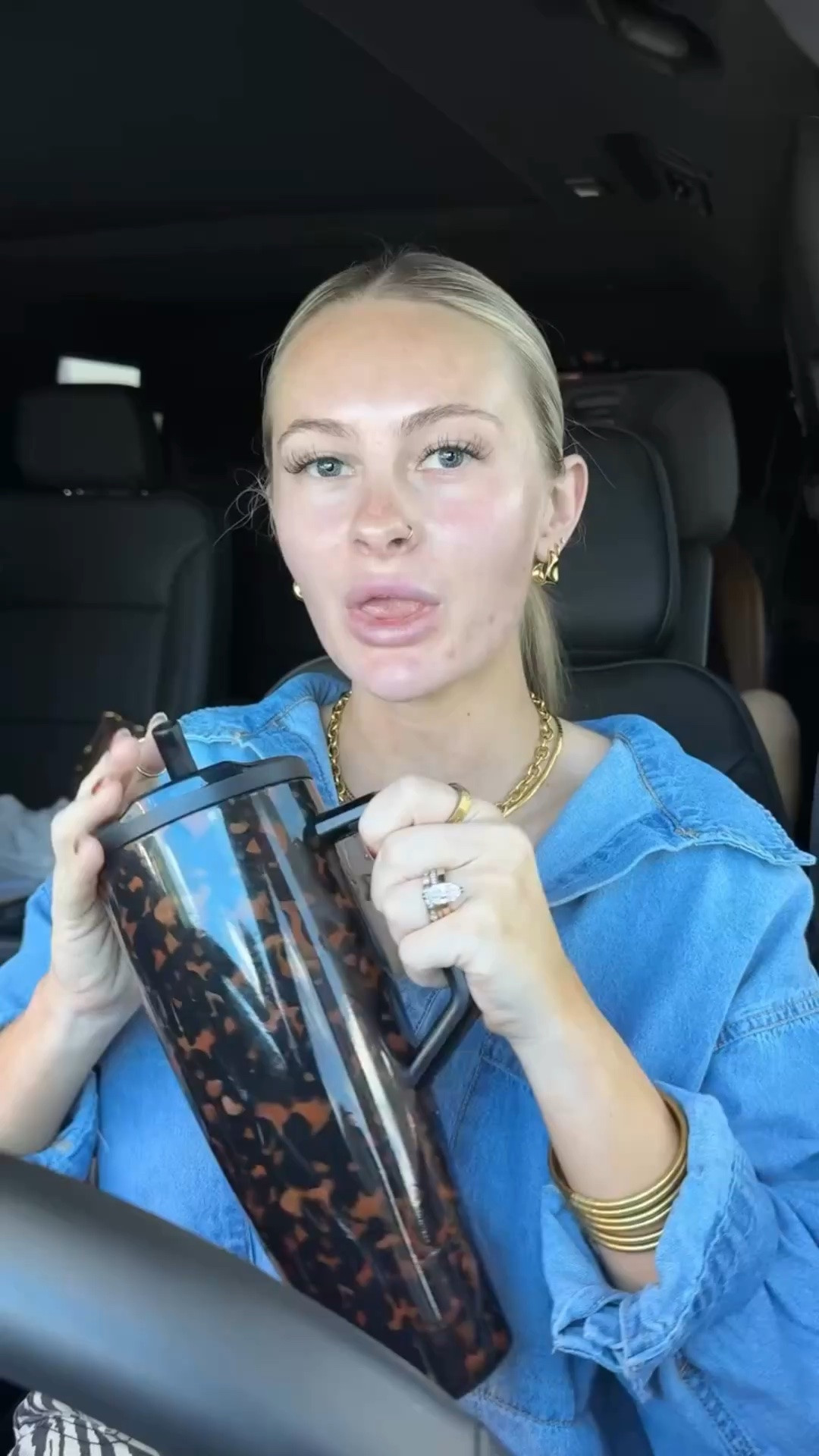 Nothing makes me more sleepy than driving a long distance!!!😴🥱I was fighting my eyelids to keep them open hahahah #ditl #supperideas #dailyvlog #eveningroutine