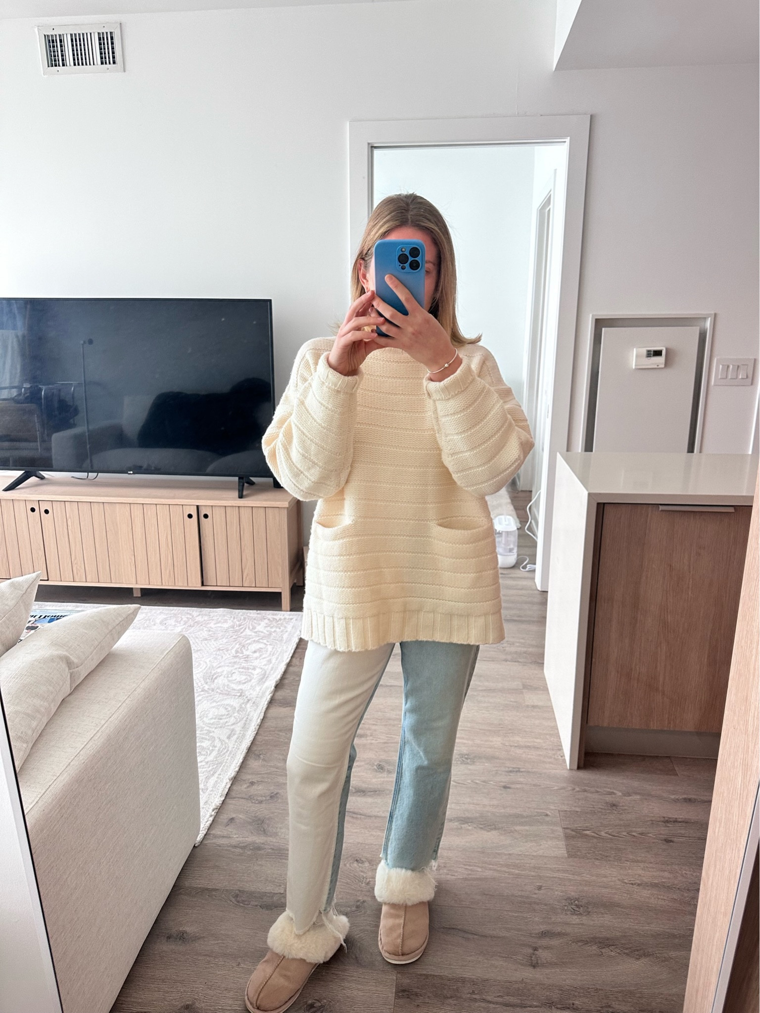 Cozy WFH outfit! #WorkFromHome #CozyOutfit #WorkFromHomeFit #BreakYourBudget 

#LTKWorkwear #LTKHome #LTKStyleTip