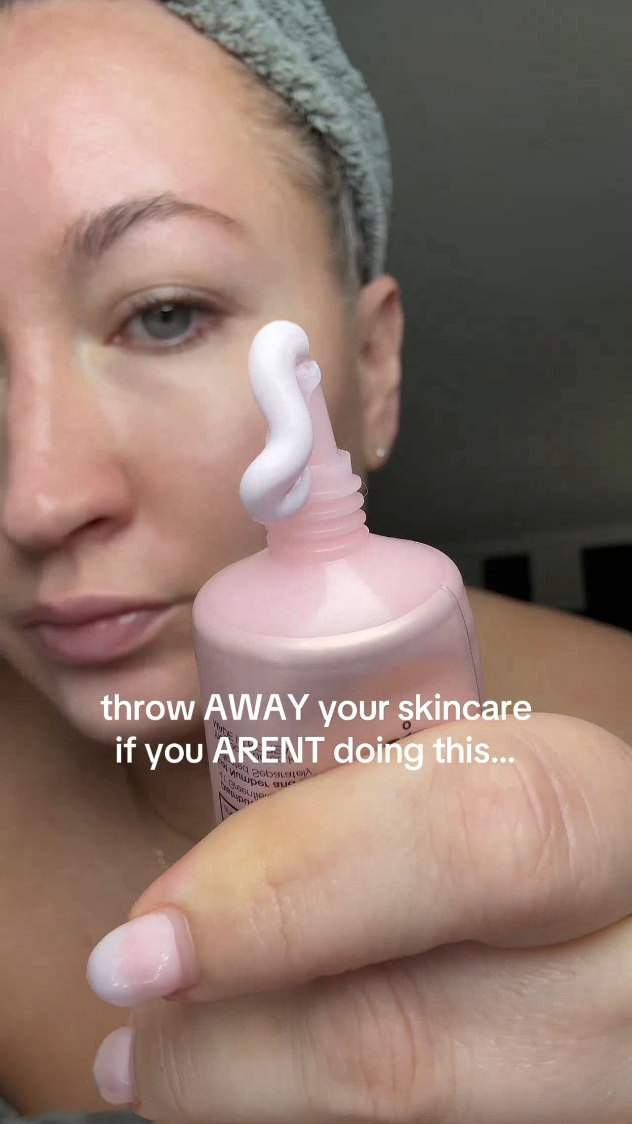 Accidentally found the sunscreen people keep quietly repurchasing #KBeautyFind #ad

https://www.tiktok.com/@allyshopsalot/video/7639573379145633037?is_from_webapp=1&sender_device=pc&web_id=7595868255789630984 

 
