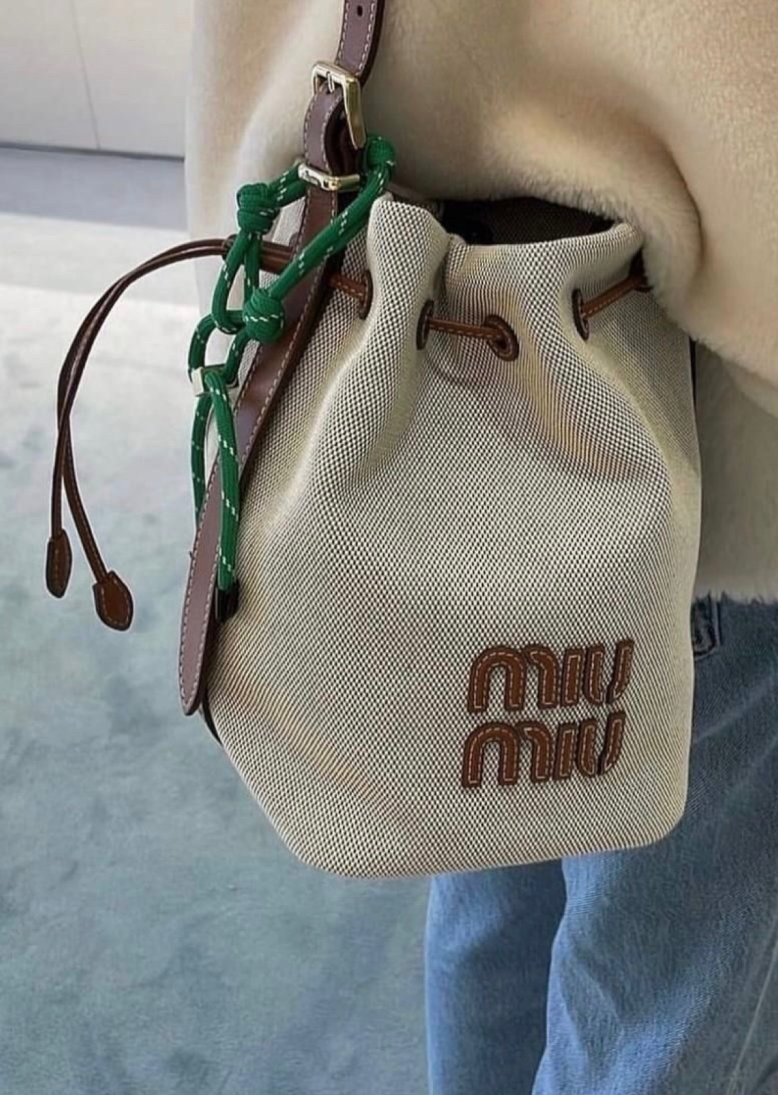 Love this bag 
Trending
Bucket bag

#LTKfall #LTKstyletip #LTKtravel