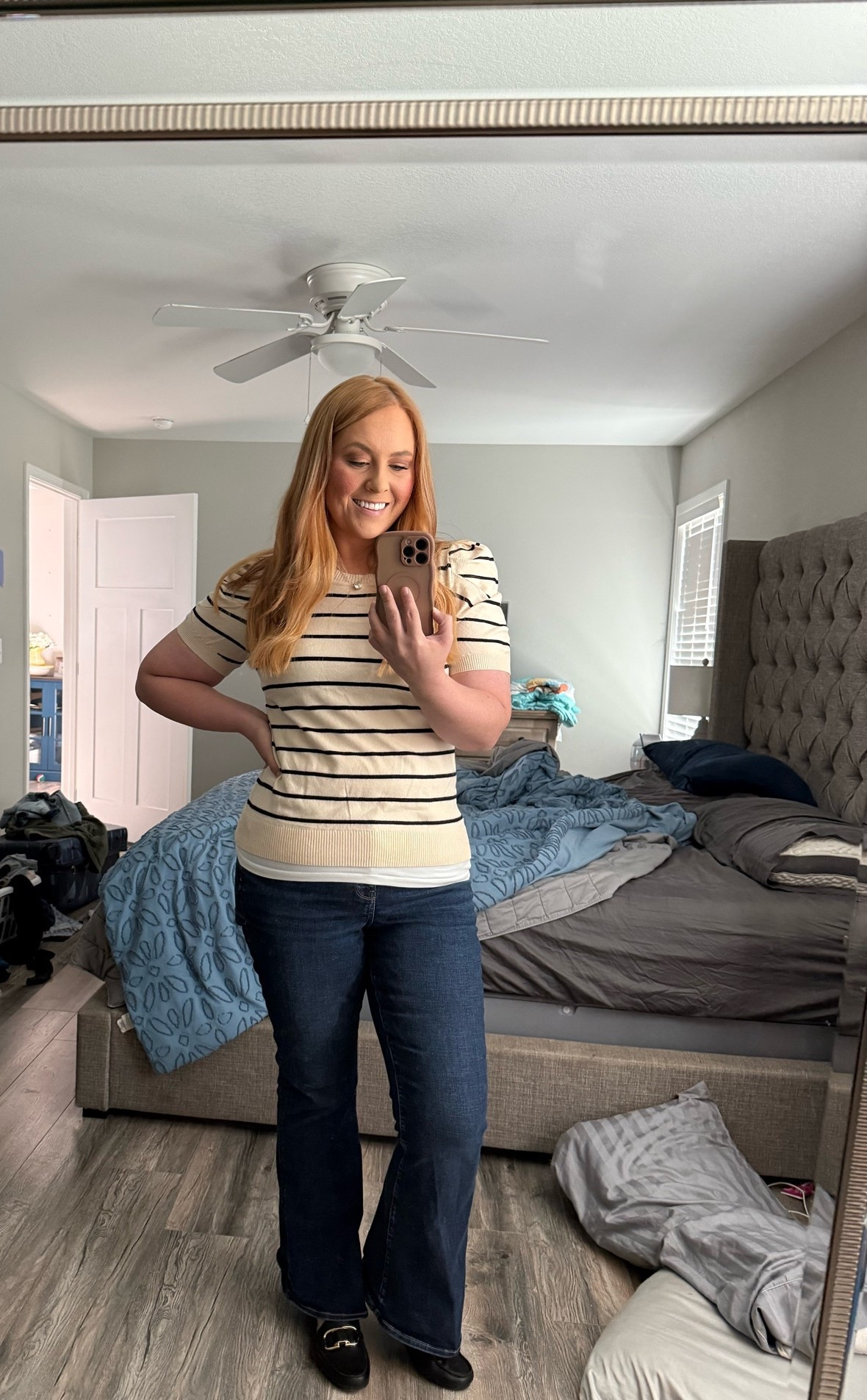 Amazon sweater and American eagle jeans

#LTKgrwm #LTKmomlife #LTKootd