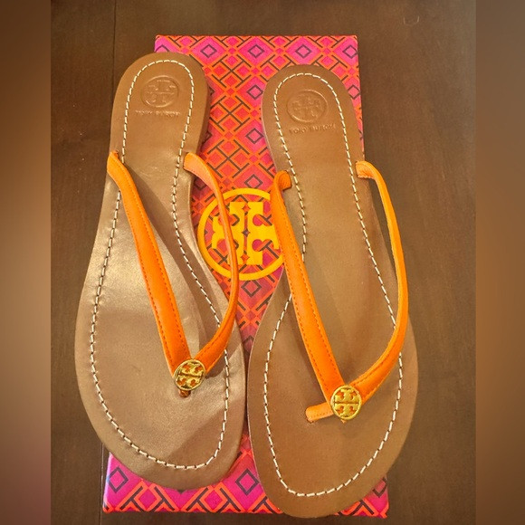 Tory Burch Terra Thong sandal size 9 | Poshmark