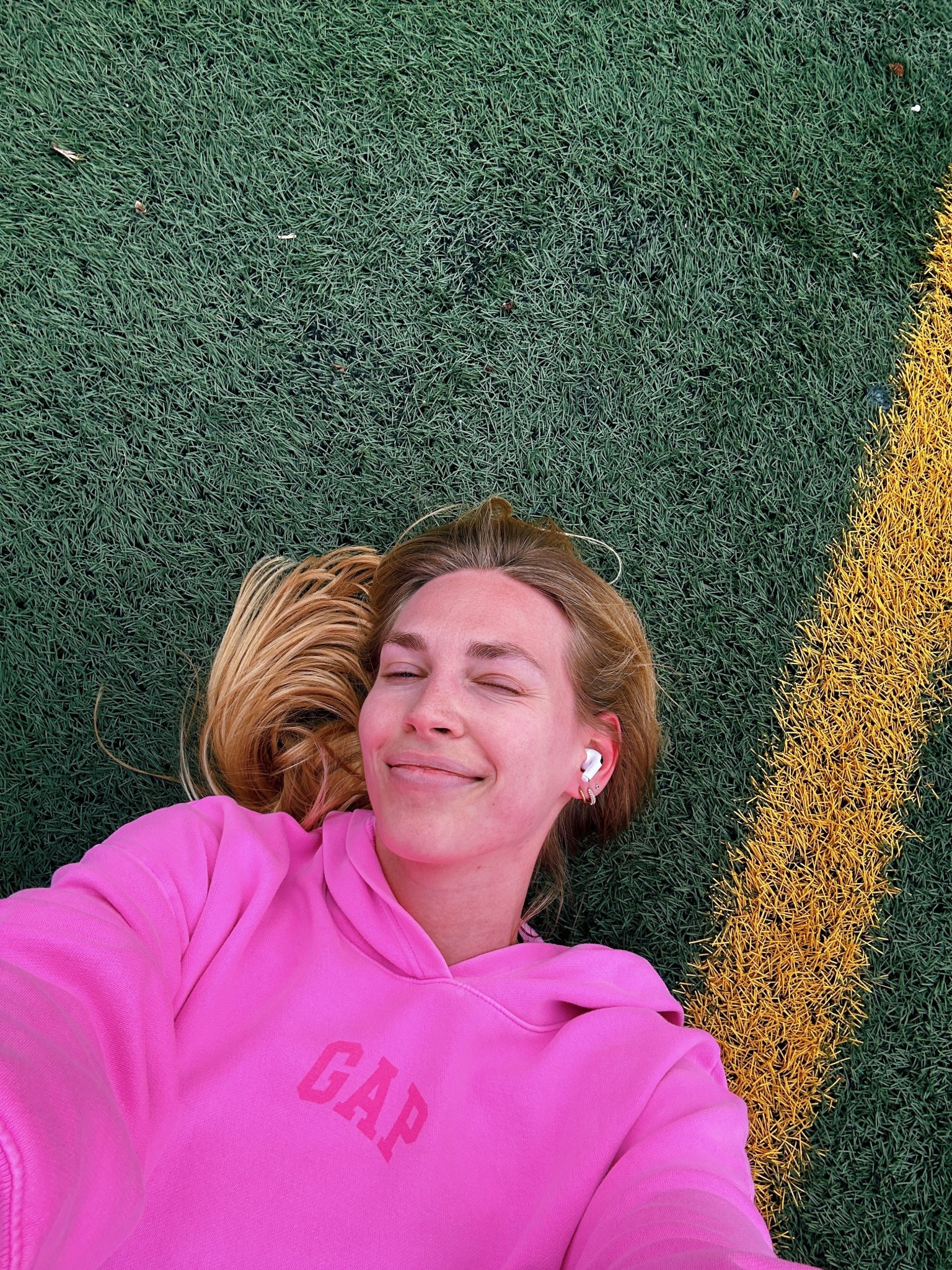 New favorite daily hoodie!! Wore it to the gym, running, legit everywhere  

#LTKActive #LTKmomlife #LTKootd