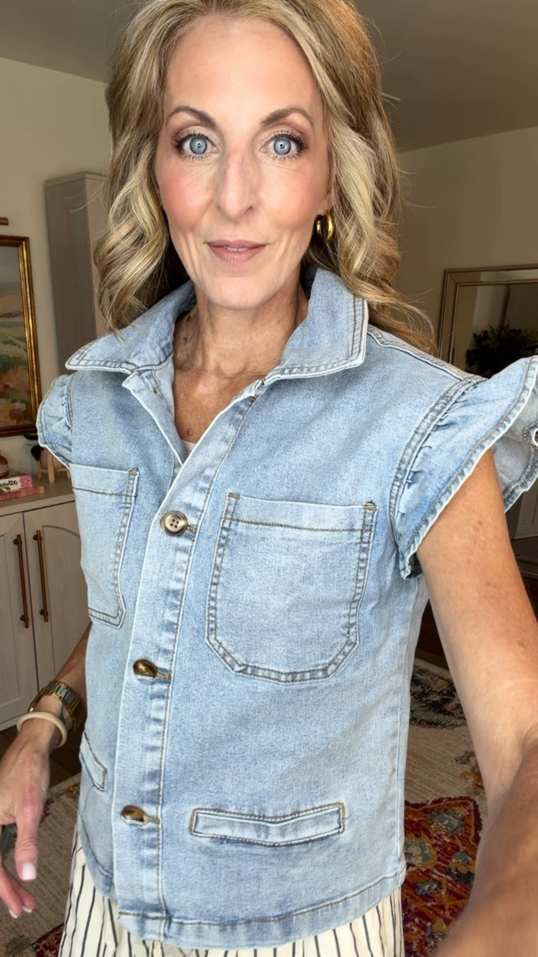 One pair of pants. Endless outfit possibilities. These $35 Target wide-leg pants are proof that you don’t need a huge budget to build a cute, versatile classroom wardrobe. I styled the same pair three different ways with tops all under $30, making it easy to mix, match, and get more wear out of the pieces you already own. I’m wearing an XS in the pants (I’m 5’5” for reference) and a small in each top. I’ve also linked all of the bags to complete each look.
-
-

Target fashion, Target style, teacher outfits, back to school outfits, teacher wardrobe, classroom style, affordable fashion, budget-friendly outfits, workwear for women, casual work outfits, wide leg pants, Target pants, outfit inspiration, mix and match outfits, capsule wardrobe, everyday style, elementary teacher outfits, office casual, fall transition outfits, women’s fashion, affordable workwear, classroom outfit ideas, teacher style, neutral wardrobe, chic everyday outfits.