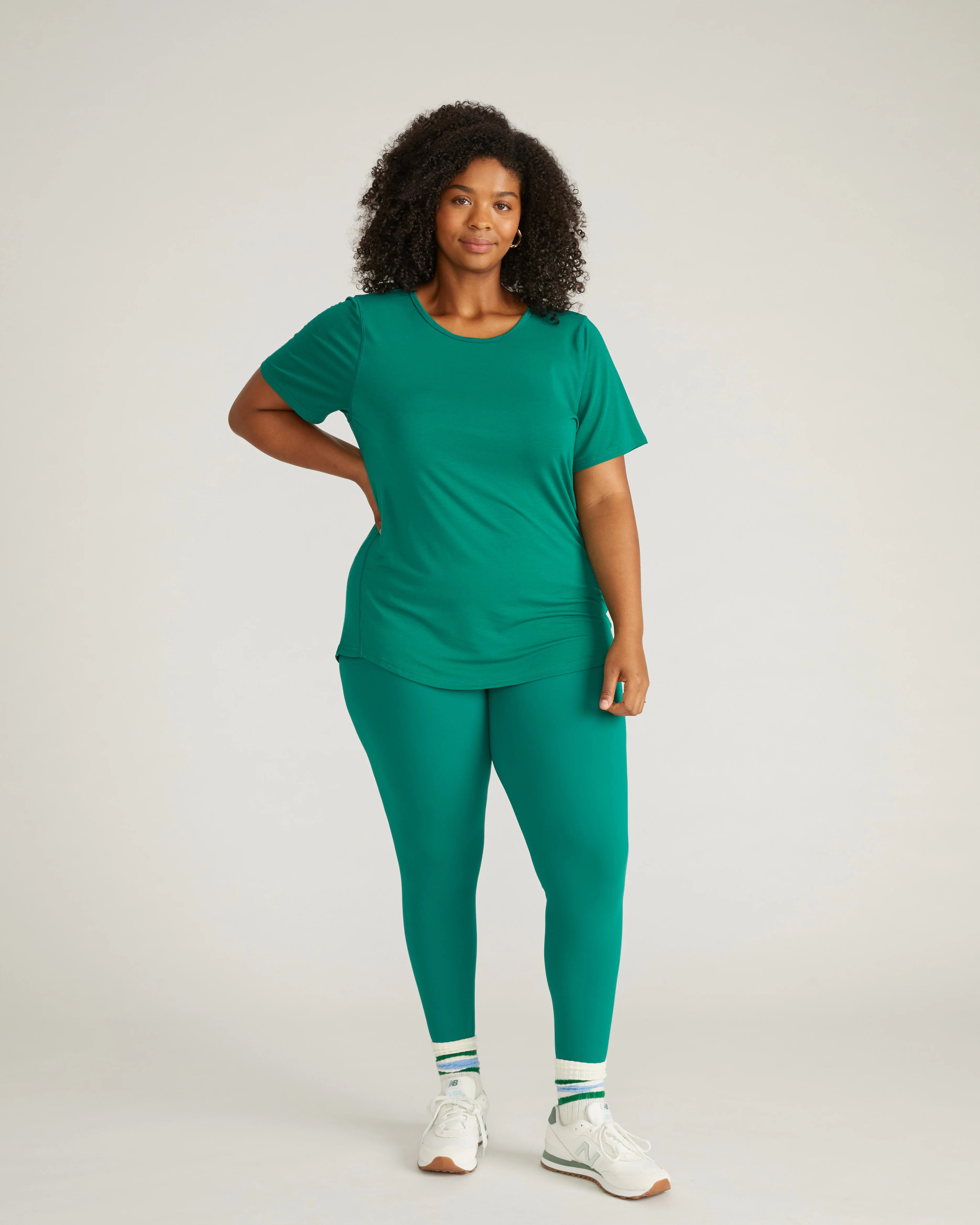 Mia Movement Tee - Aventurine | Universal Standard