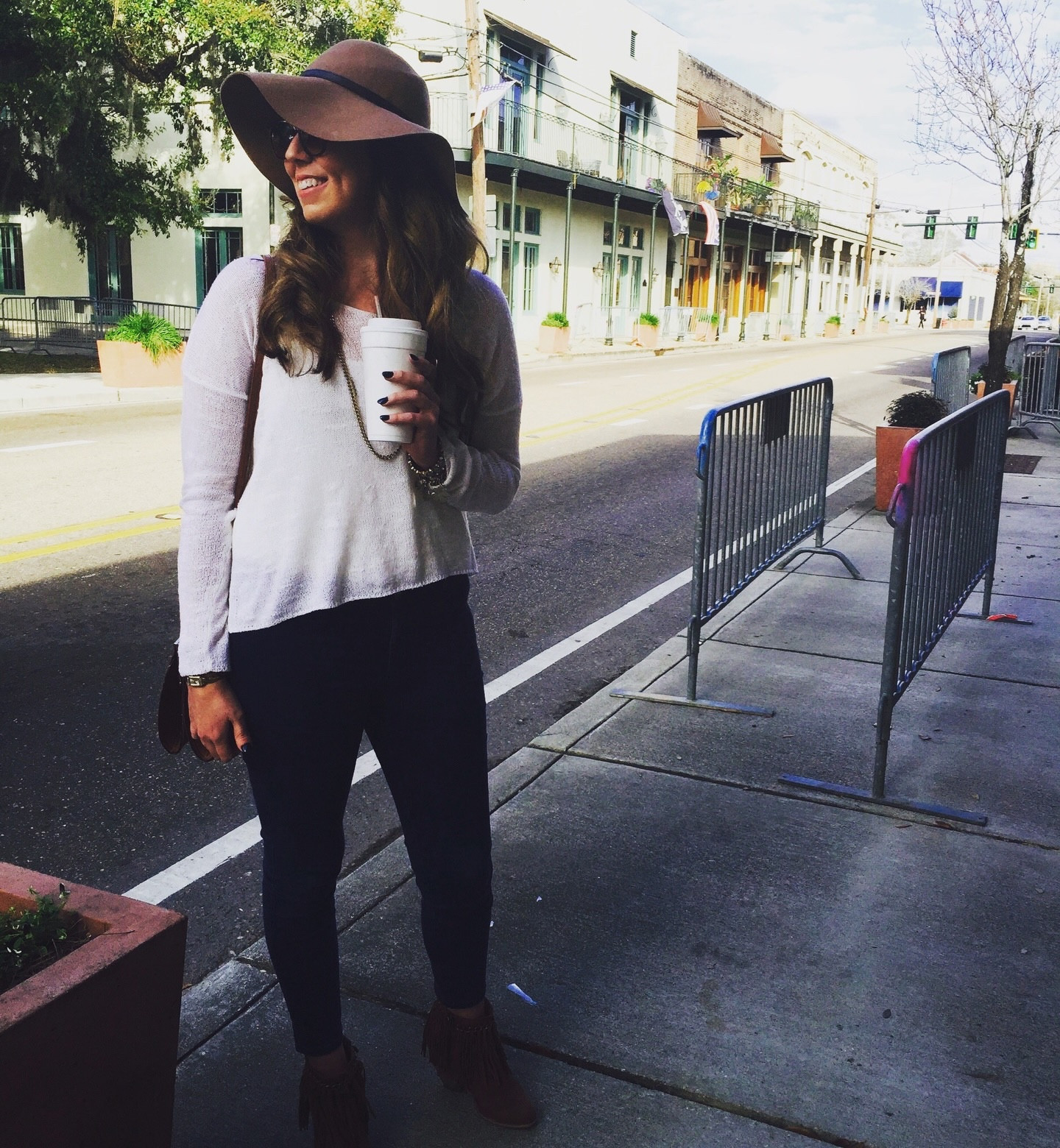 2️⃣0️⃣1️⃣6️⃣ ✨don’t look back, you’re not going that way ✨ 
The Chainsmokers had me in a chokehold and so did the @lumeecase 🫣🫶🏻

#2016 #LTKCreators

#LTKootd