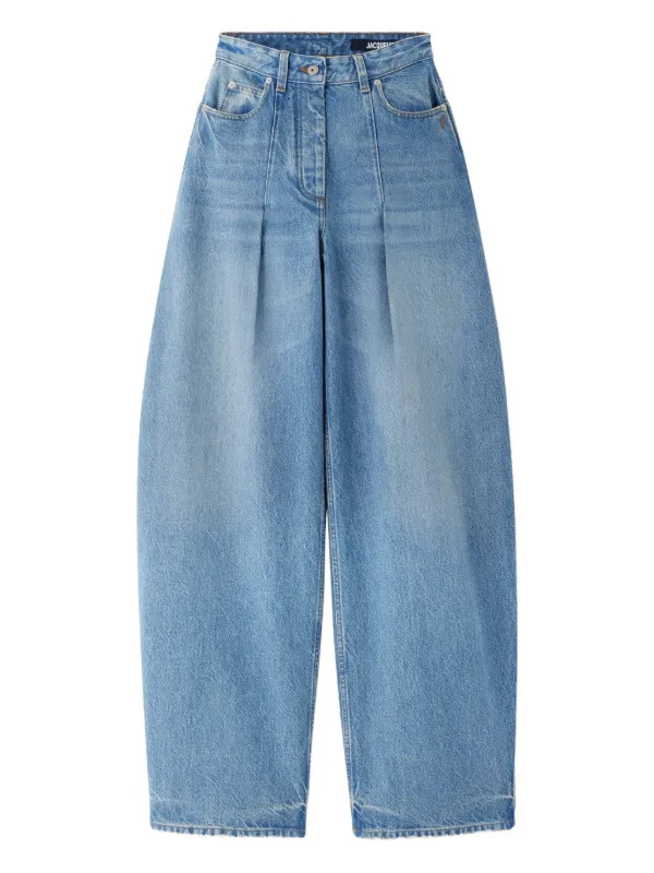Jacquemus Le De-Nîmes Ovalo Pleated Jeans | Blue | FARFETCH AU | Farfetch Global