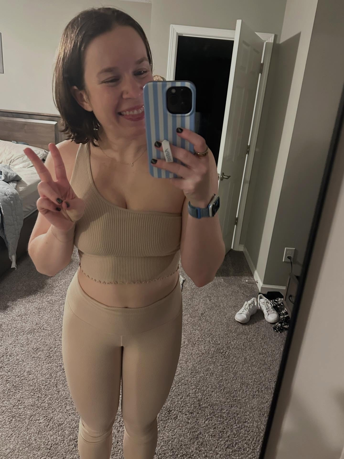 smiling cause it’s Friday ☀️

my outfit is from a collaboration between peloton and spiritual gangster, but couldn’t link the actual, but linked something I would definitely wear ❤️ they have amazing quality!