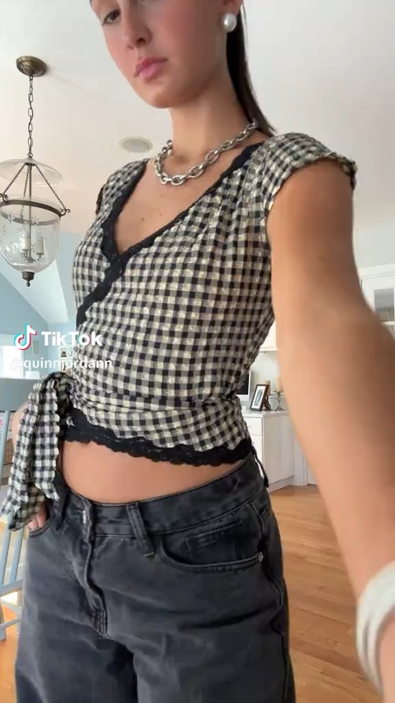 Cutest princess Polly top @Princess Polly US . Use my code QUINNXO for $ off 


#LTKSeasonal #LTKgrwm #LTKdayinmylife