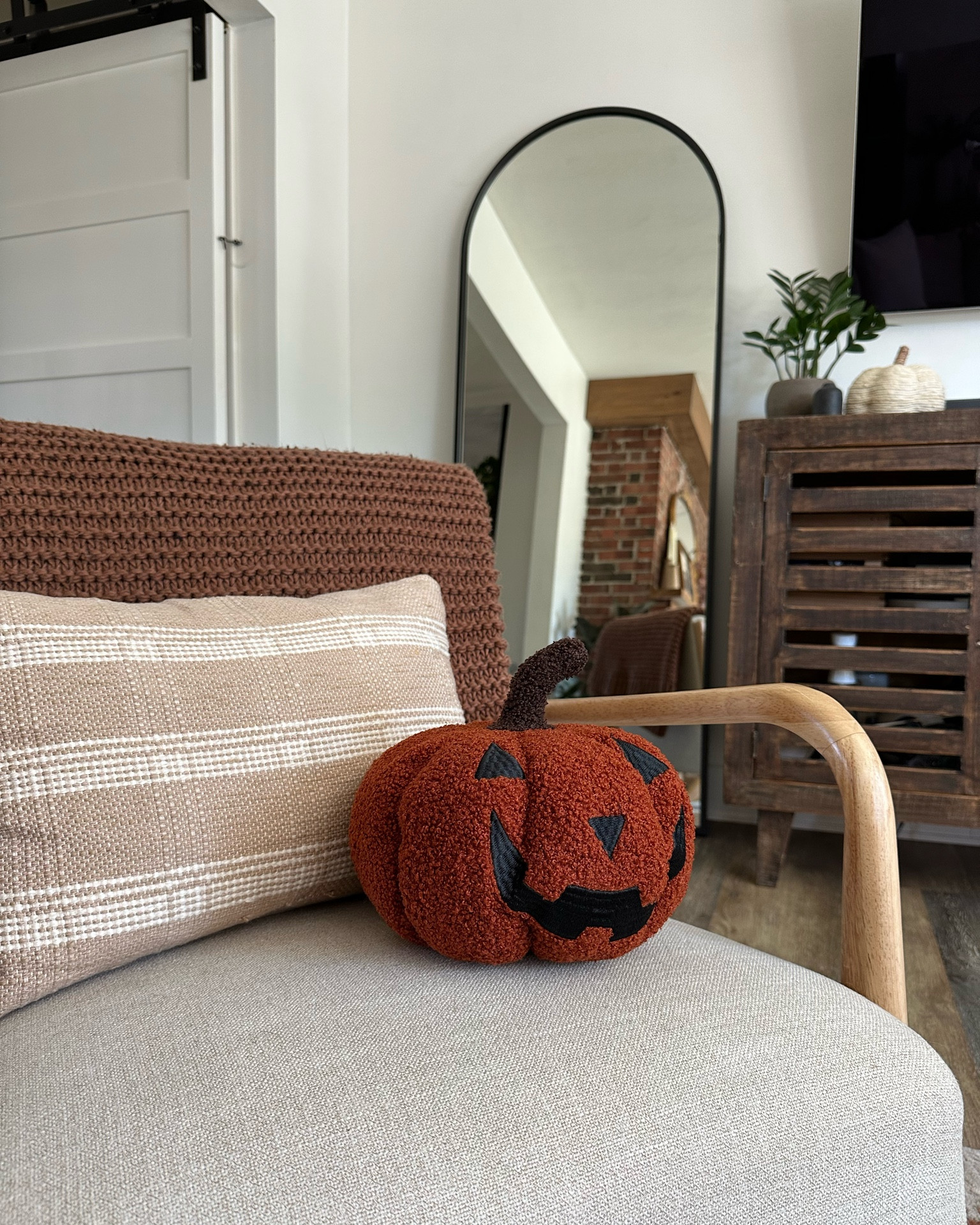 My $5 Jack-o-lantern pillow find today!!!! Pottery Barn is selling theirs for $79!!!! He looks identical and is so cute!! 

Pottery barn dupe, pumpkin pillows, five dollar, affordable home finds, affordable home decor 

#LTKhome #LTKfindsunder50 #LTKSeasonal