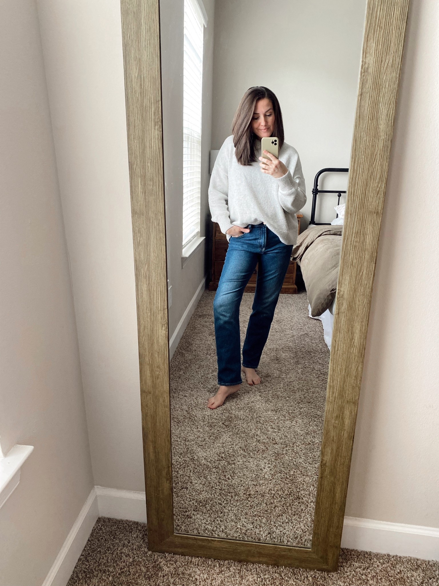 These 90’s high-rise jeans from Gap are my new personality. Easy OOTD for meetings + homeschool days 👌

#LTKstyletip #LTKootd #LTKFindsUnder100 #LTKOver40 #LTKSaleAlert