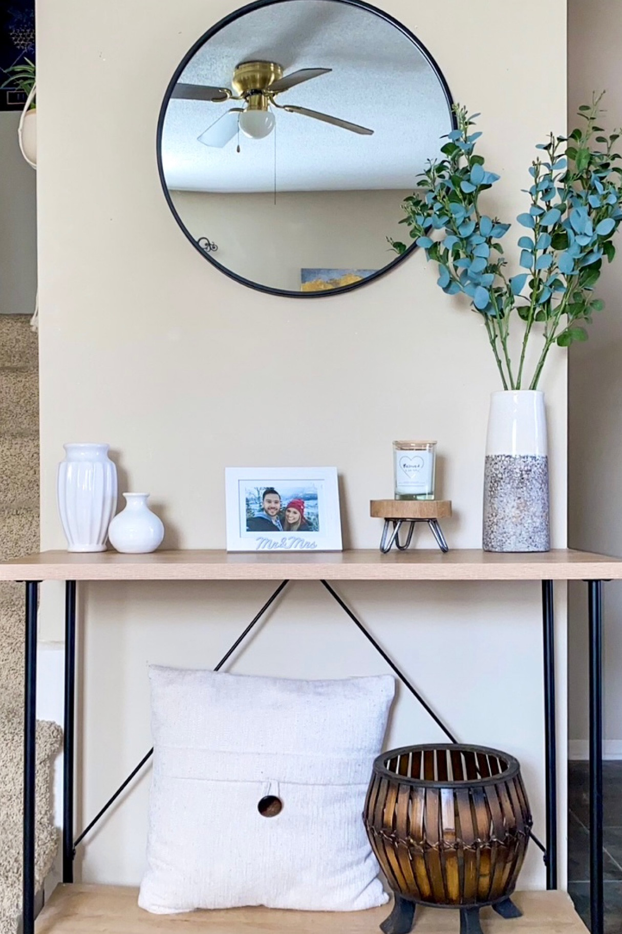 Entryway table decor inspo 

#LTKhome #LTKstyletip #LTKunder100