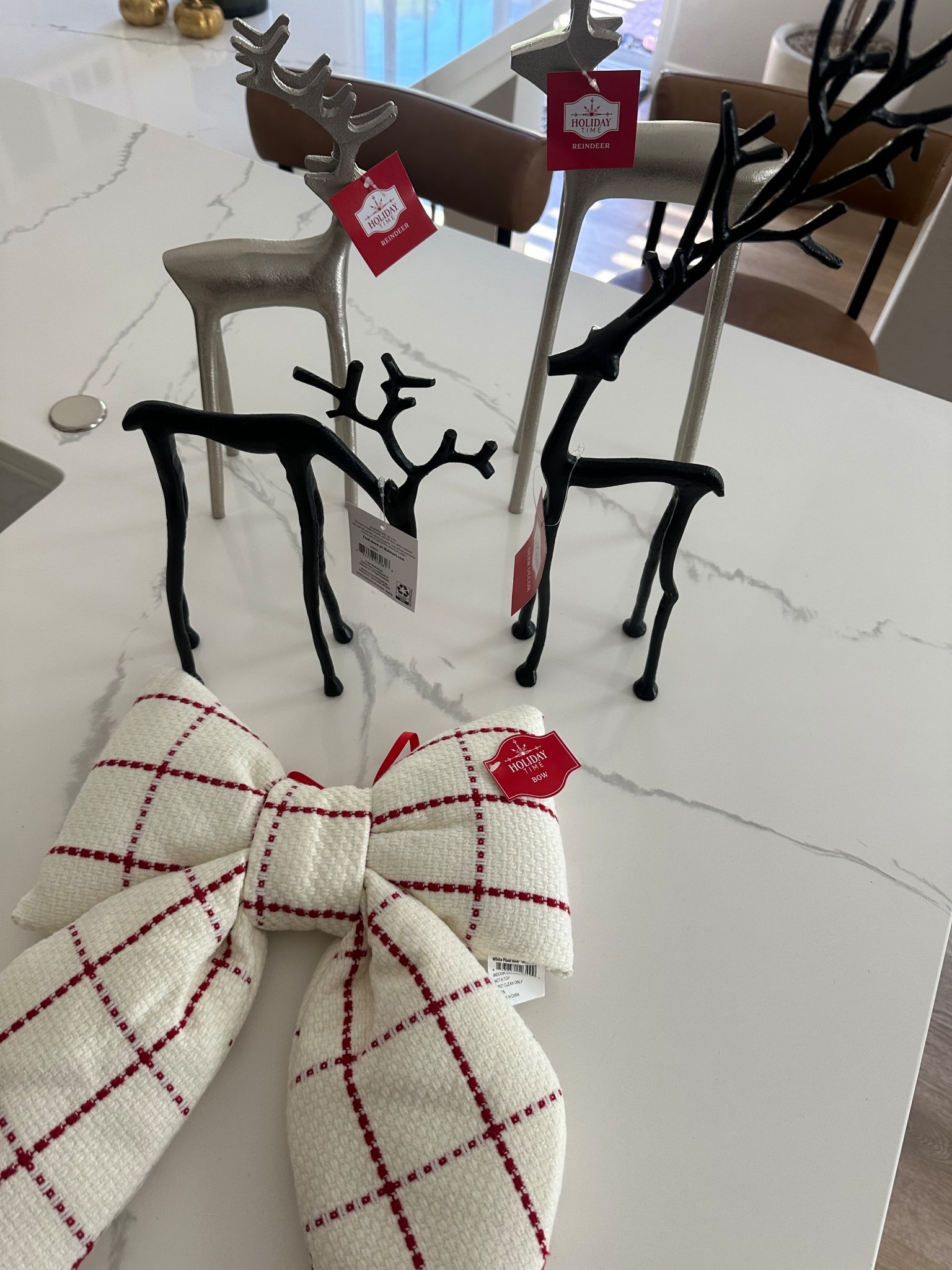 Viral Walmart Christmas Decor 

#LTKSeasonal