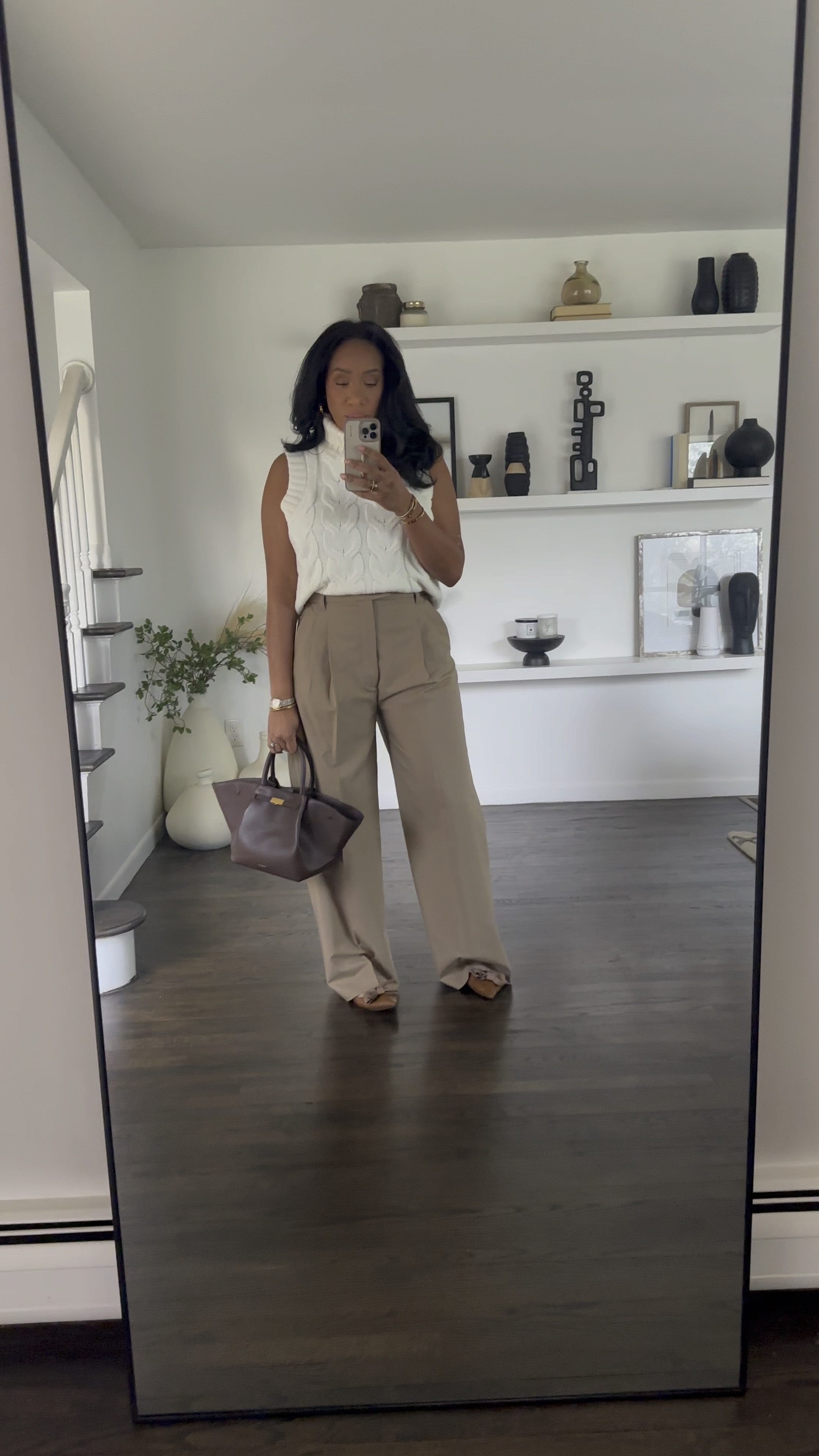 Is this that new quiet luxury? Or is just classic attire? 

#LTKover40 #LTKworkwear #LTKstyletip