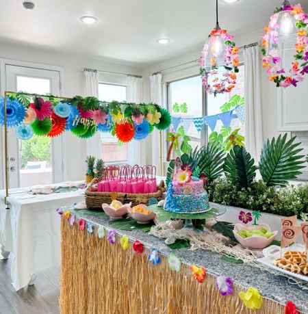 Sharing an simple, budget friendly Moana themed birthday!🌴

Girls Birthday Party
Tropical Birthday Party
Hawaiian Theme Party
DIY Party
Kids Birthday Party


#LTKHome #LTKFamily #LTKParties