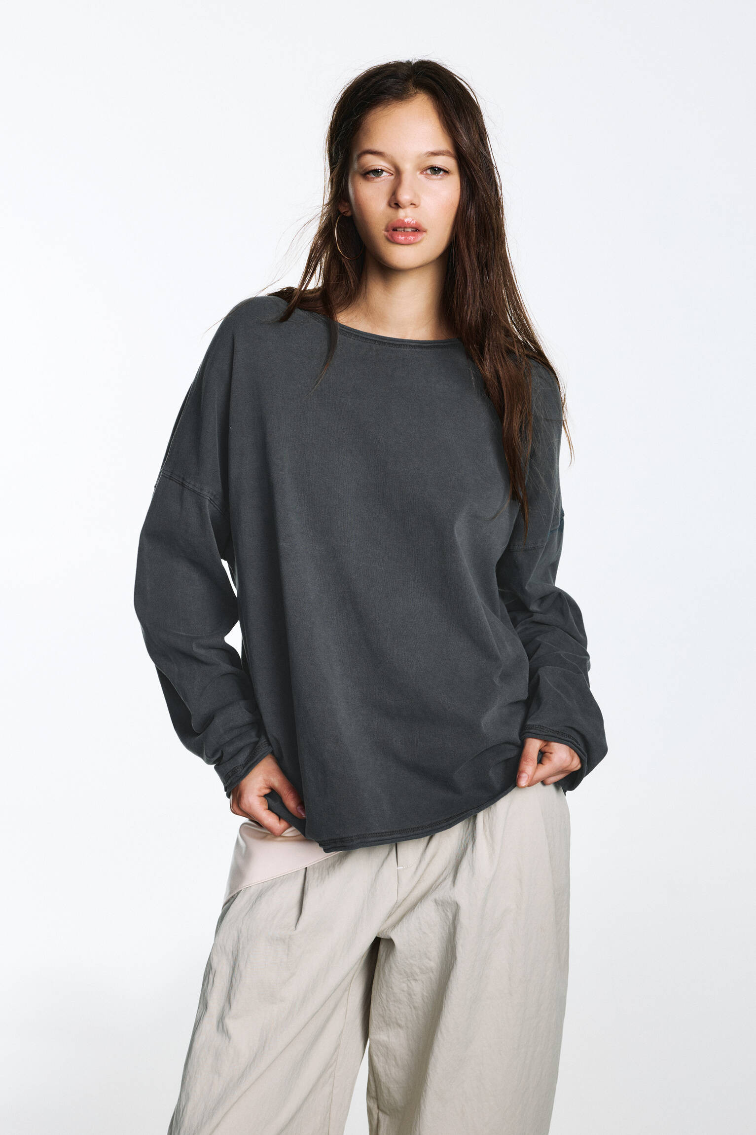 Oversize long sleeve T-shirt - pull&bear | PULL and BEAR UK