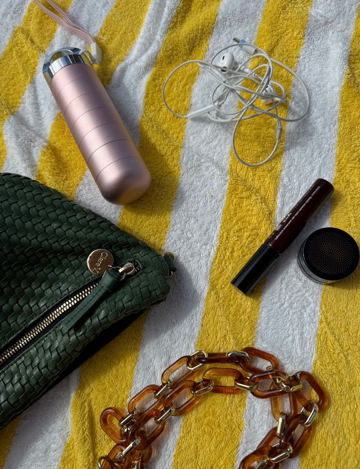 My essentials 

#LTKHoliday #LTKdayinmylife #LTKGiftGuide