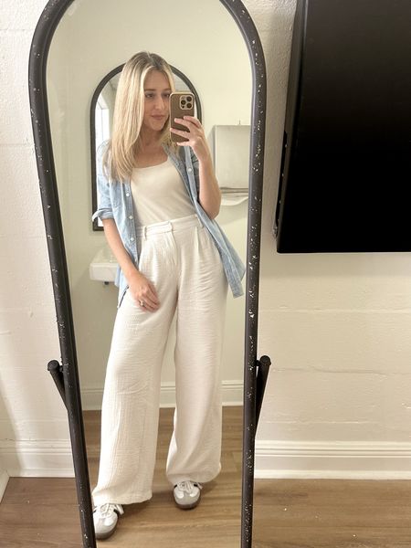 Such a comfy, casual wear to work outfit! ✨

Workwear
Wide leg pants
White wide leg pants
Blue button down
Chambray button down
Tan bodysuit 
Spring outfit inspiration 
OOTD


#LTKstyletip #LTKSeasonal #LTKworkwear