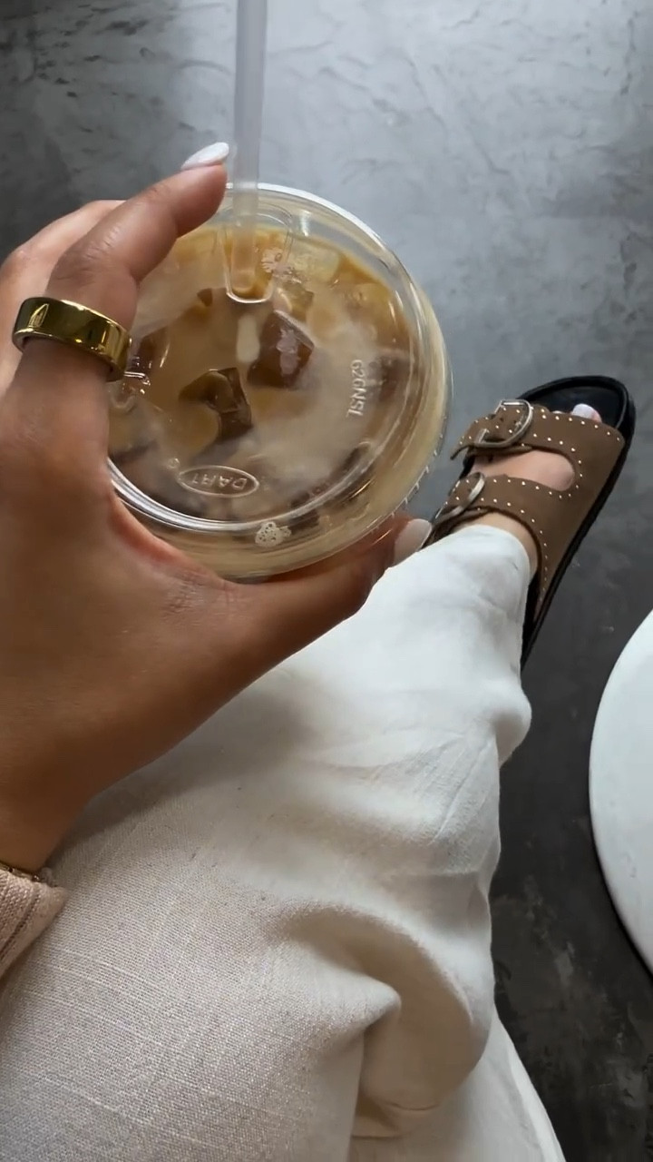 These @frankie4footwear sandals have officially entered my daily rotation ☀️ more details on my LTK!