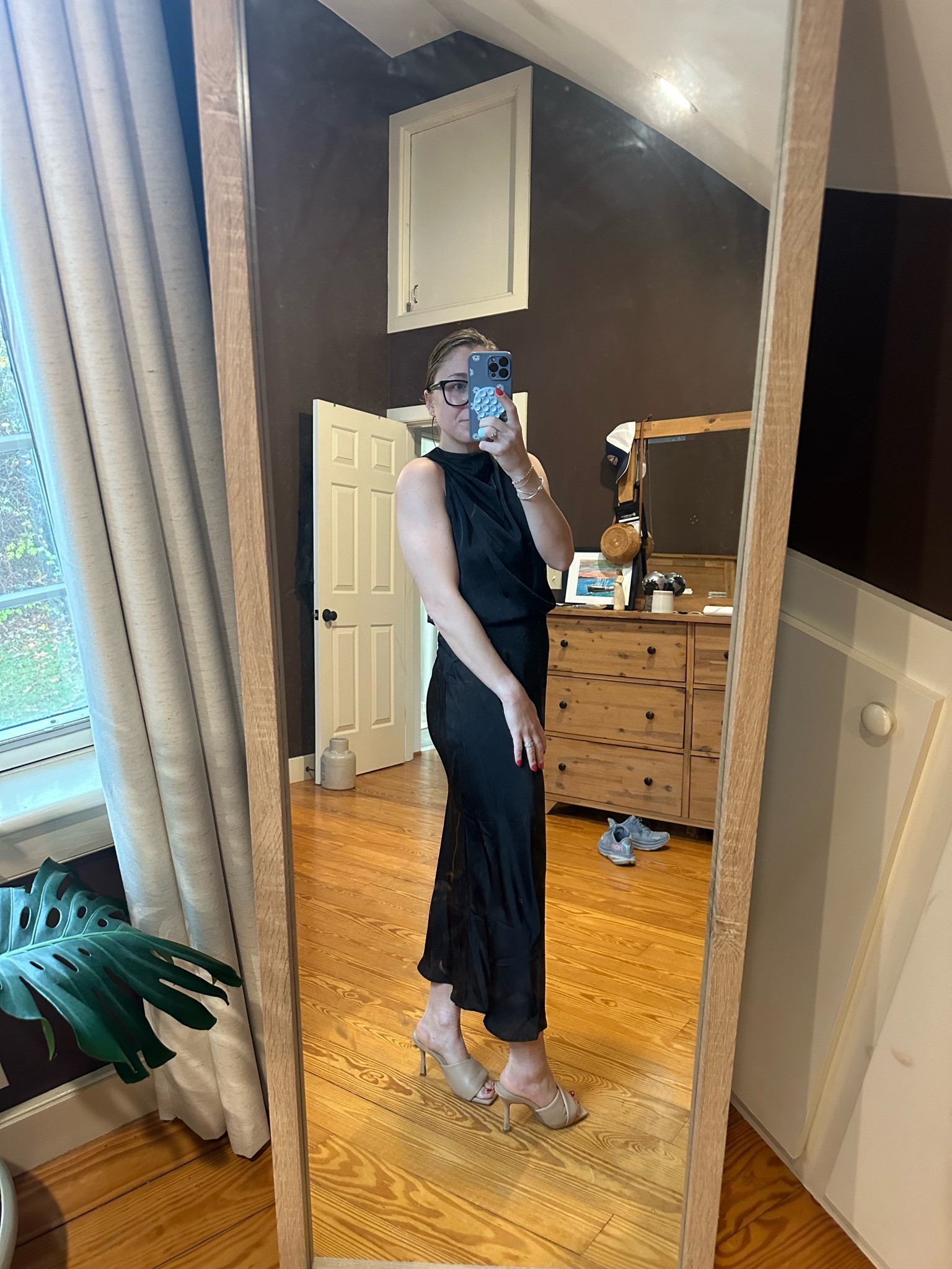 Dress is a size small and shoes are a size 6. Both are true to size and the shoes are my fav!!

#LTKParties #LTKHoliday #LTKWedding