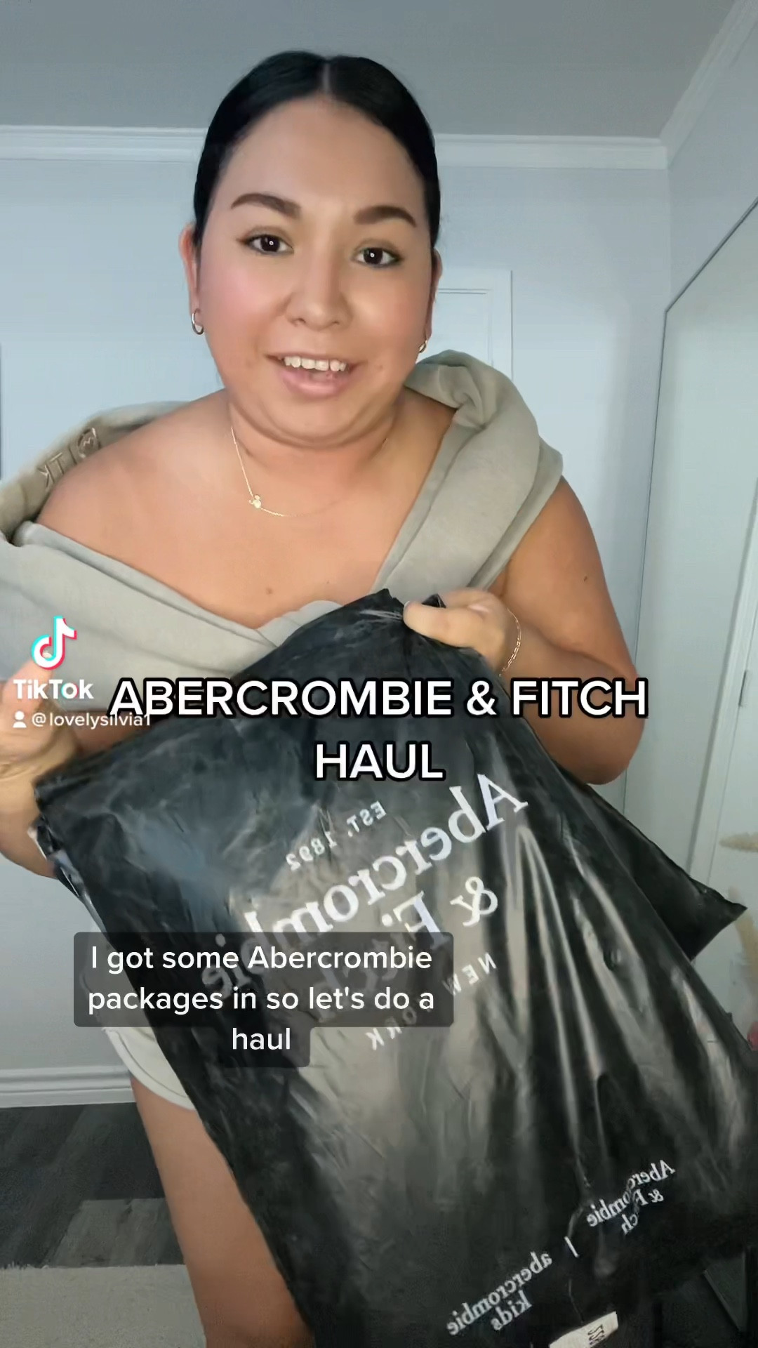 Abercrombie haul 🤍 lots of great basics for spring & summer! 

Abercrombie, Abercrombie haul, Abercrombie sale, Abercrombie jeans, Abercrombie cargo pants, Abercrombie skort 

#LTKstyletip #LTKunder100 #LTKsalealert
