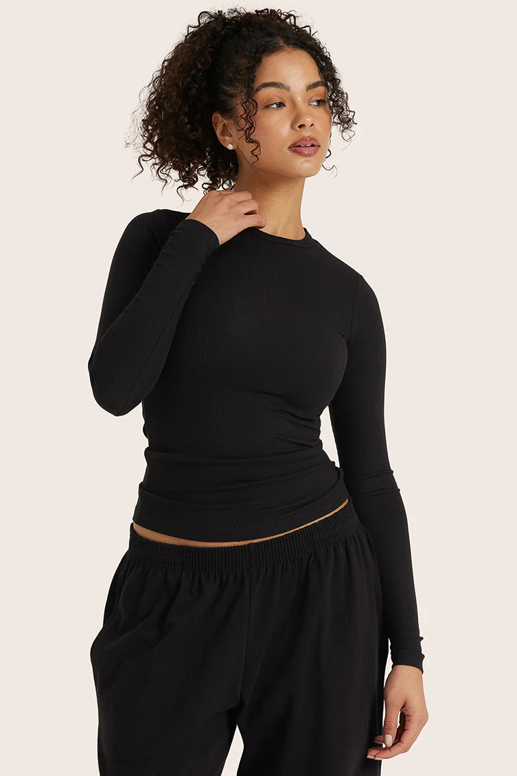 RIBBED MODAL BODY LONG SLEEVE - ONYX | SET Active