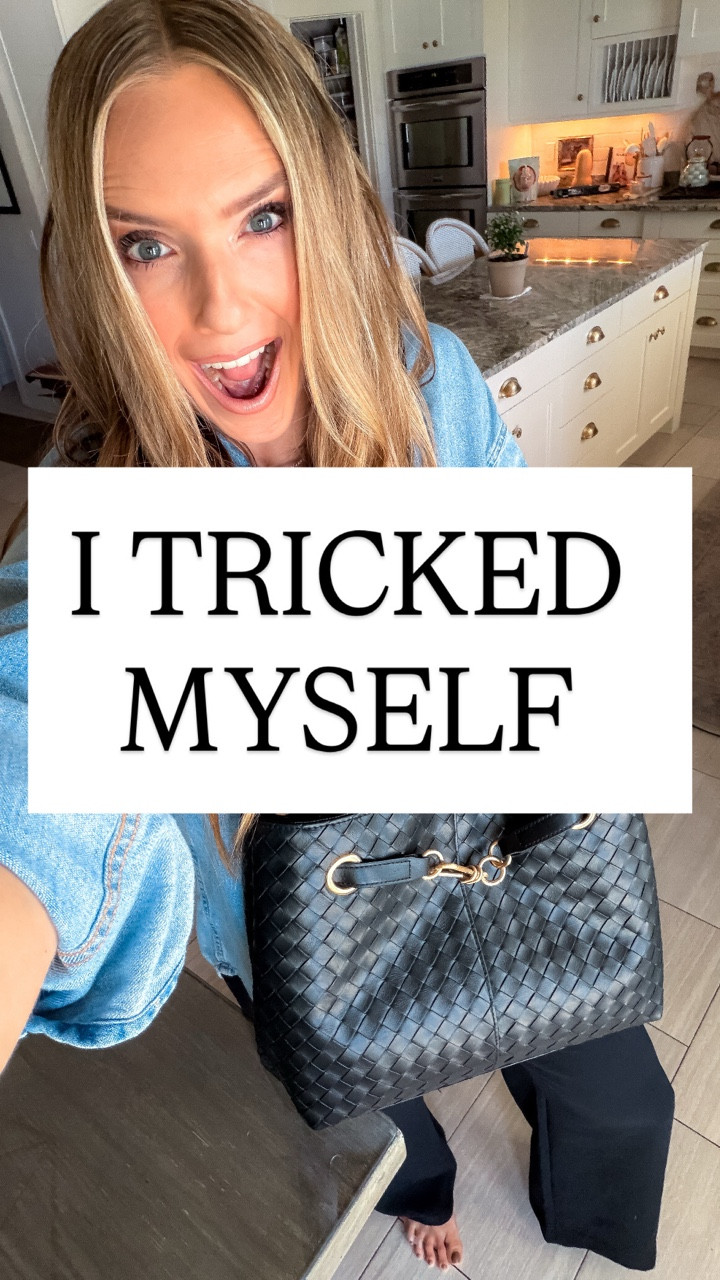 I genuinely thought this was my leather Quince bag but it's $24.98 at Walmart!!

Designer Bag / Affordable Fashion / Dupe / Handbag / Purse / Designer Inspired / Walmart Fashionn

#LTKFindsUnder50 #LTKGiftGuide #LTKFindsUnder100