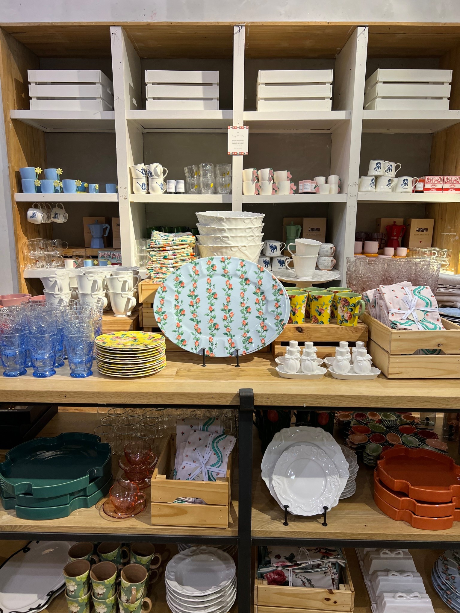 New Anthropologie kitchen coffee mugs, serving ware and dishes! so cute for spring and summer, something for every color preference! 

Anthropologie, Anthropologie Home, Serving Platter, Kitchenn

#LTKSaleAlert #LTKHome