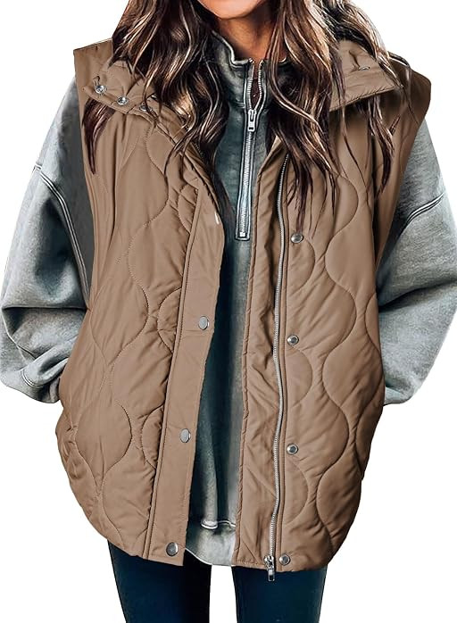 EVALESS Womens Lightweight Cropped Puffer Vest Quilted Sleeveless Jackets | Amazon (US)