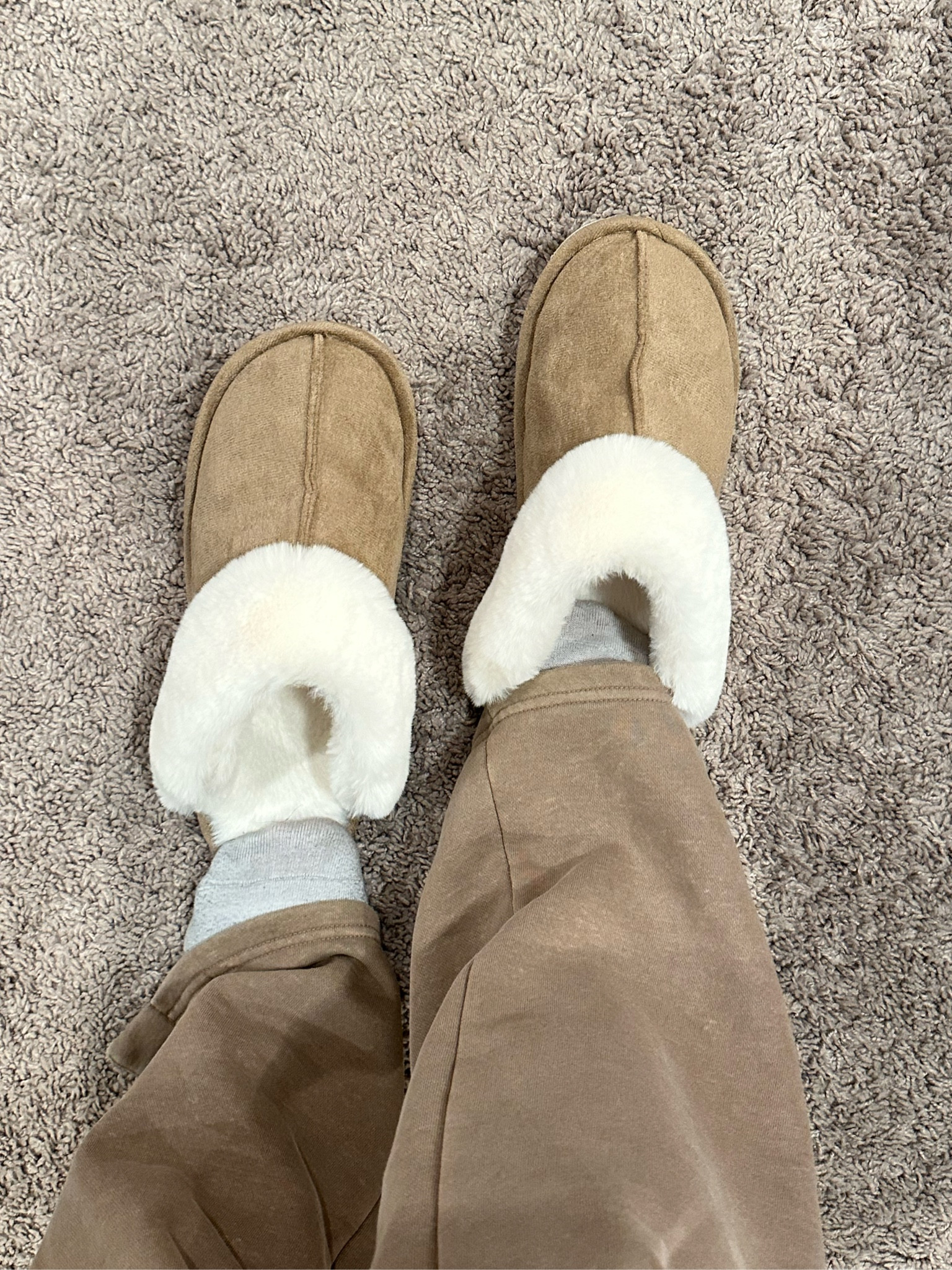 Dupe uggs

#LTKsalealert #LTKU #LTKGiftGuide