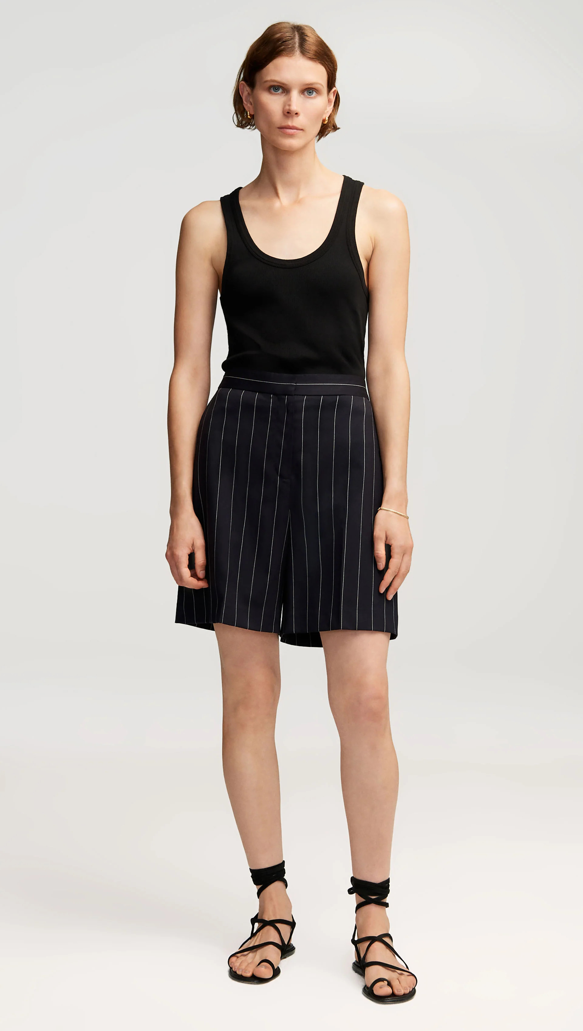 Tailored Shorts in Stretch Wool | Women's Shorts | Argent | Argent
