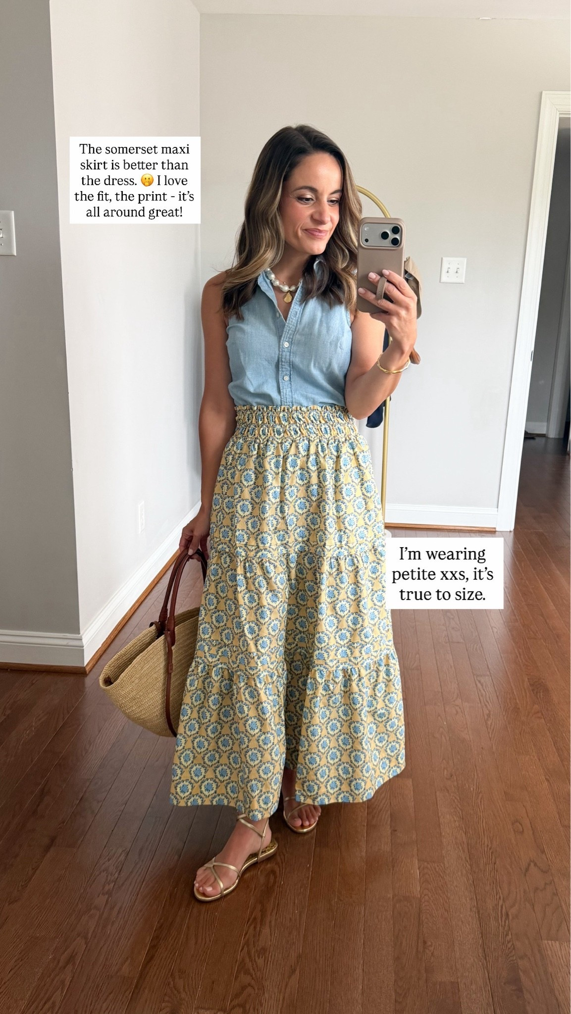 A few things from Anthro with a great fit! Worth a try while they’re on sale. 

20% off $100+ with code ANTHRO20 

Somerset skirt: petite xxs 
Top (J.Crew Factory): xxs

#LTKPetite