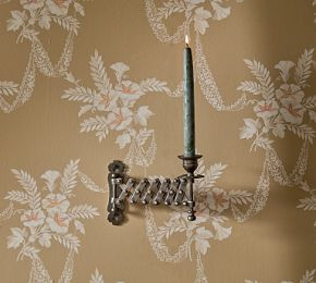 Extending Taper Candle Holder | GreenRow