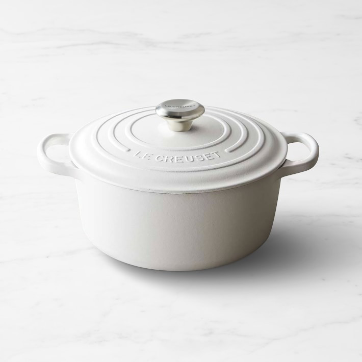 Le Creuset Signature Enameled Cast Iron Round Oven | Williams-Sonoma