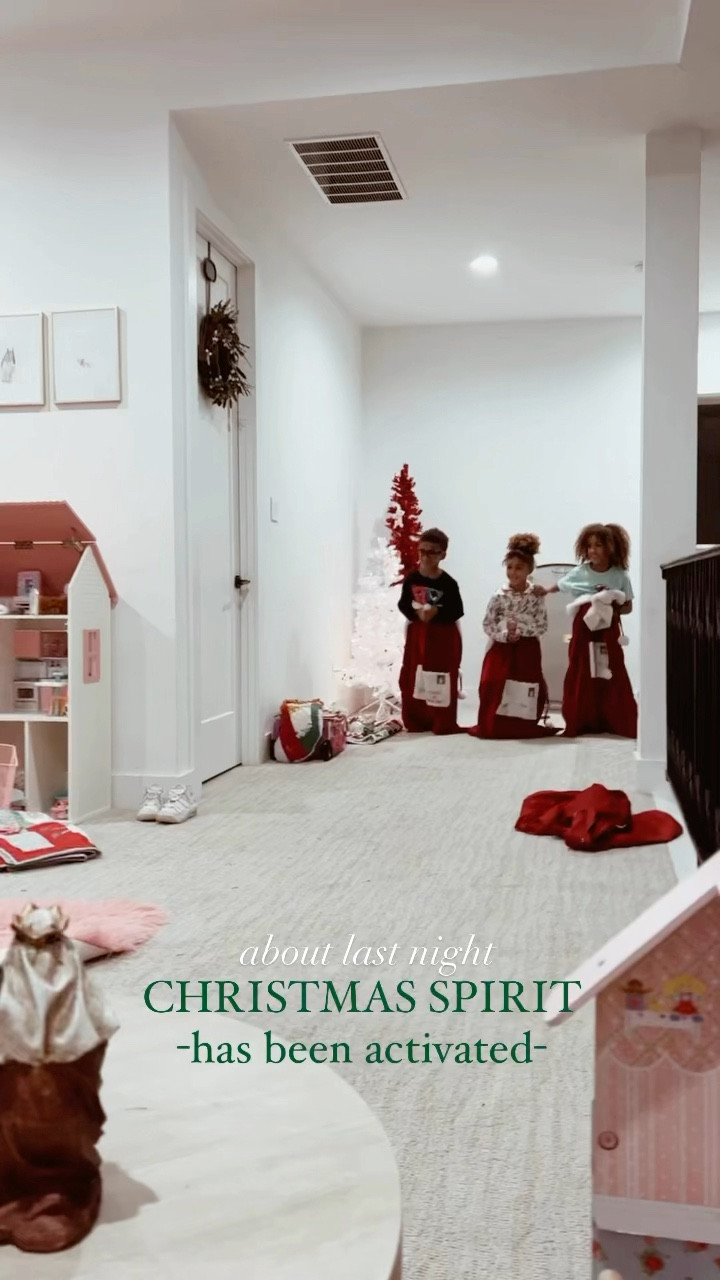 I hear Christmas bells!!! #tistheseason 

#LTKSeasonal #LTKhome #LTKunder100